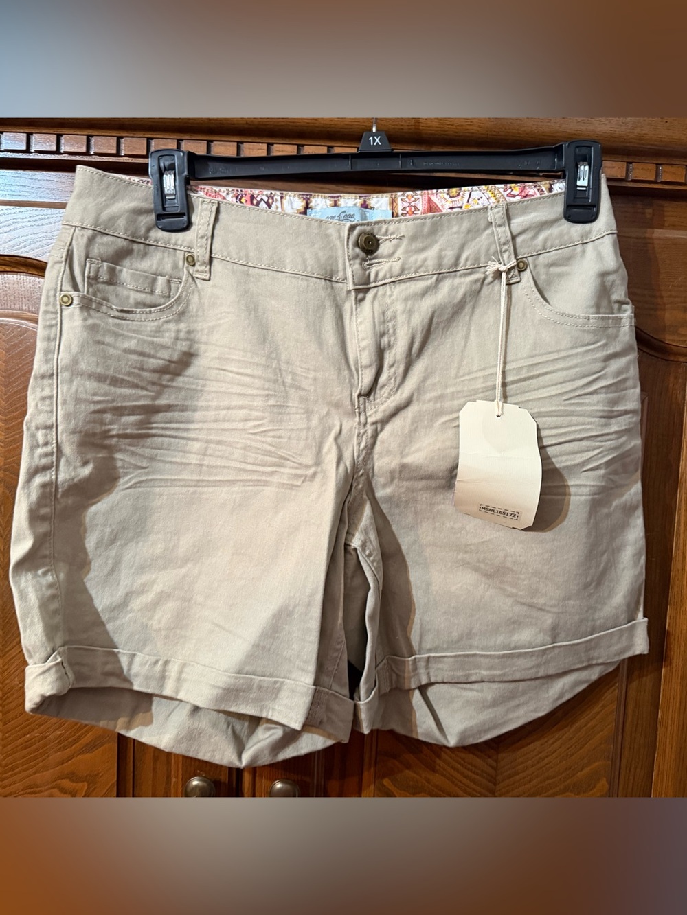 NWT One 5 One Khaki Shorts